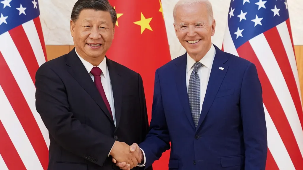 Si Ťin-pching a Joe Biden na Bali