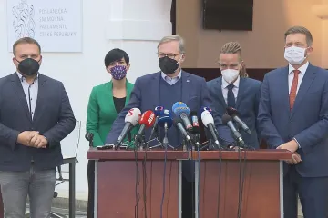 SPOLU a PirátiSTAN chtějí do osmého listopadu podepsat koaliční smlouvu, řekl Fiala