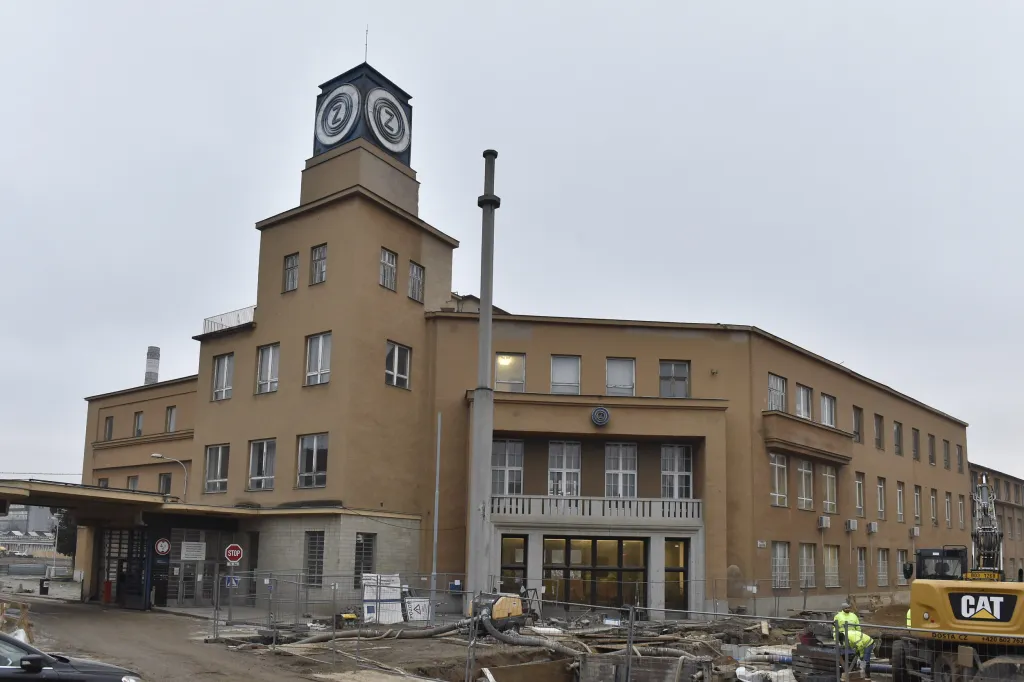 Demolice areálu bývalé brněnské Zbrojovky. Po revitalizaci nahradí prostor architektonický projekt Nové Zbrojovky