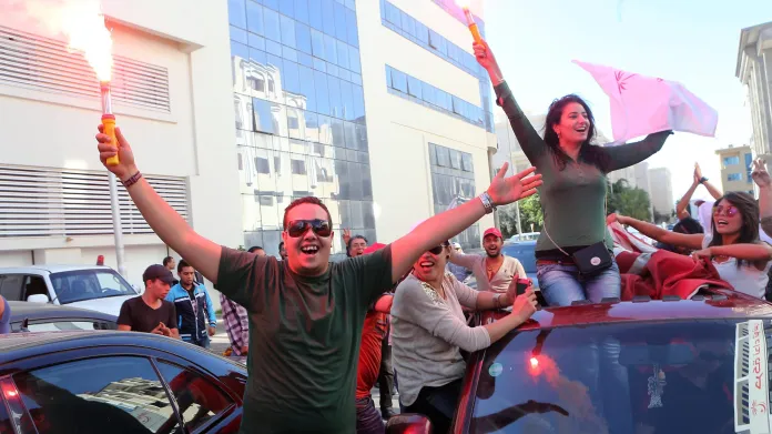 Příznivci Hlasu Tuniska slaví volební vítězství