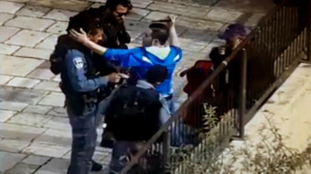 Palestinec zaútočil v Jeruzalémě nožem na izraelskou policejní hlídku