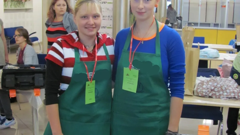 Studentky SŠ Zahradnické z Kopidlna na soutěži v Piešťanech