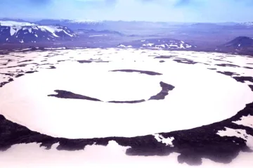 První roztátý ledovec na Islandu připomíná vzkaz příštím generacím: „Víme, co dělat. Jen vy víte, jestli jsme to udělali.“