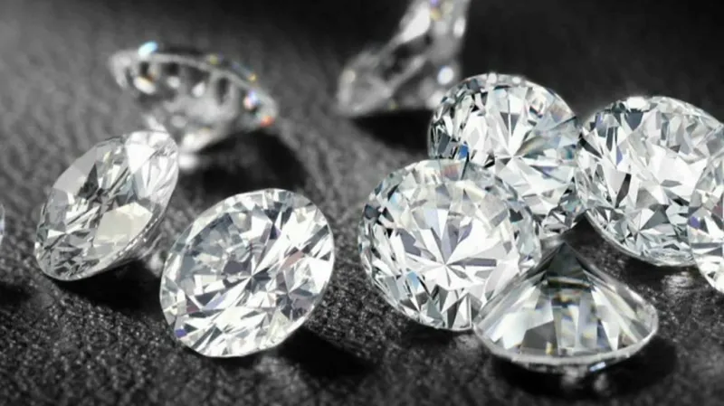 Diamanty