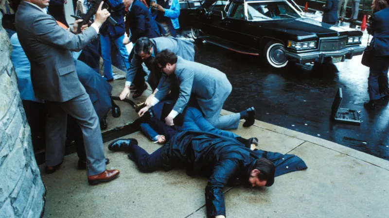 březen 1981 - krátce po atentátu před washingtonským hotelem Hilton