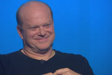 Baví mě být každý den někdo jiný, přiznává herec David Novotný