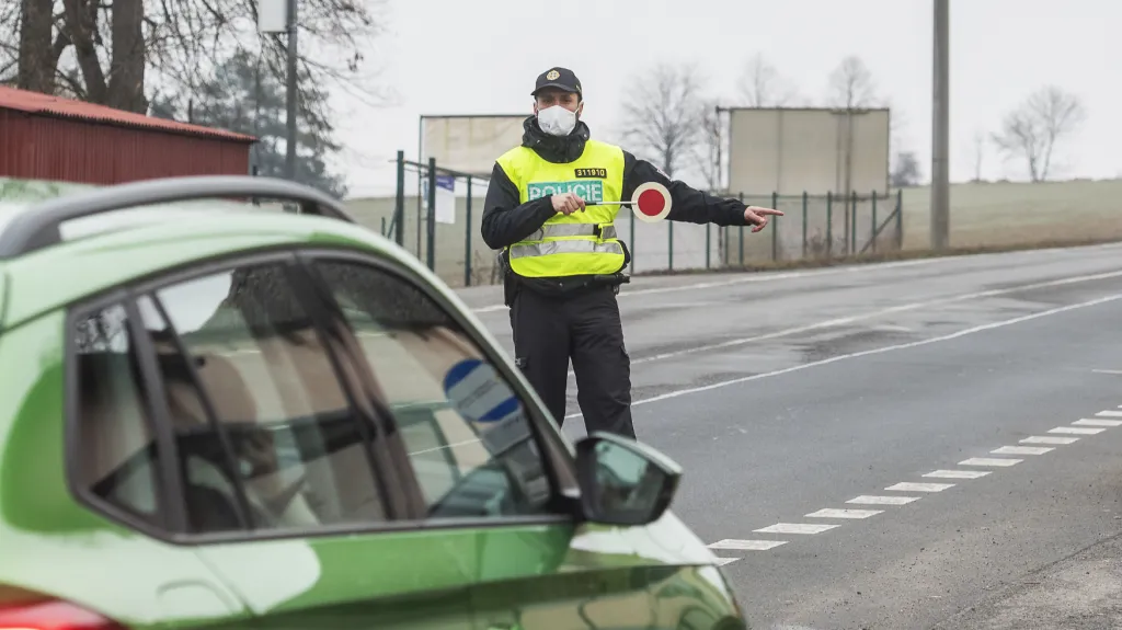Policejní kontrola na hranici okresů Plzeň-město a Rokycany