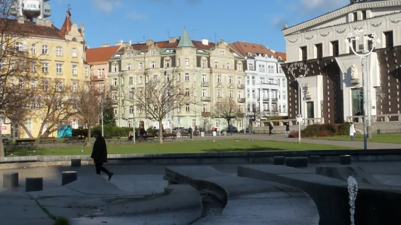 Náměstí Jiřího z Poděbrad