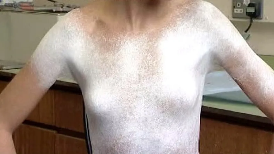 Látka ze spreje