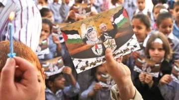 Palestinci si připomínají výročí úmrtí Jásira Arafata
