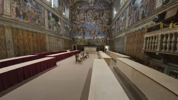 Pohled do Sixtinské kaple ve Vatikánu