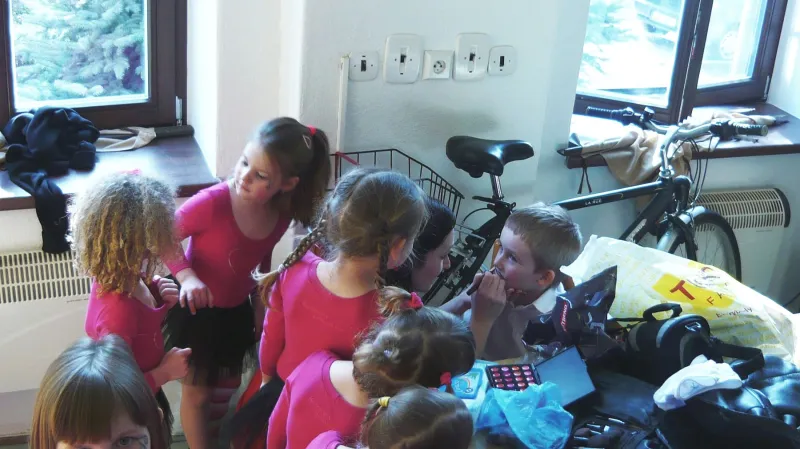 Malování tanečnic v Mladkově