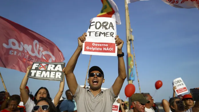 Brazilci protestují proti sesazení prezidentky