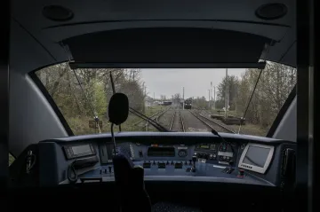 Stát zabezpečí tratě, ale i vozidla. Na vlakovou část ETCS slíbil Havlíček dvě miliardy ročně