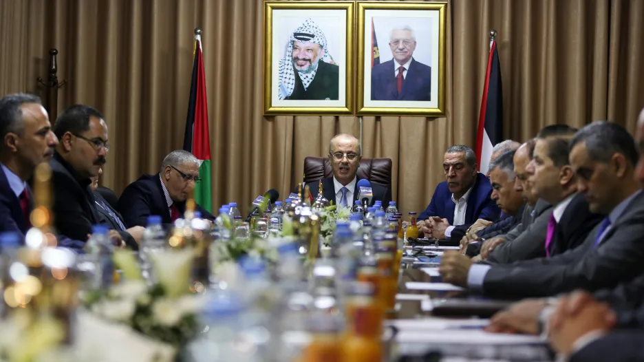 Premiér Hamdalláh řídí jednání vlády v Gaze
