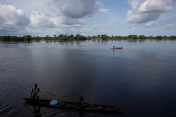 Při dvou nehodách lodí v Kongu zemřely dvě stovky lidí