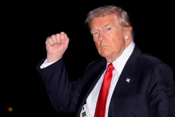 Trump omilostnil obviněné z pokusu zvrátit výsledek voleb 2020