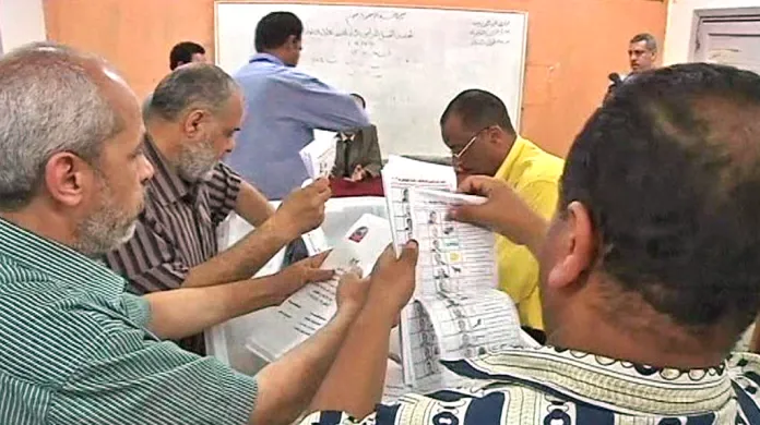 Sčítání hlasů po egyptských prezidentských volbách
