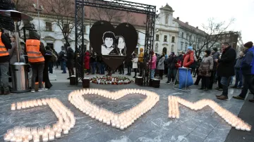Slovensko si připomíná dva roky od vraždy Jána Kuciaka a jeho snoubenky