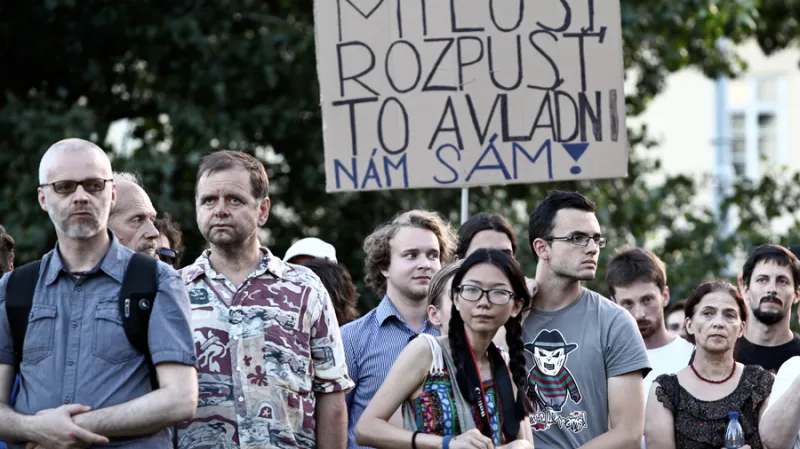 Demonstrace proti vládě