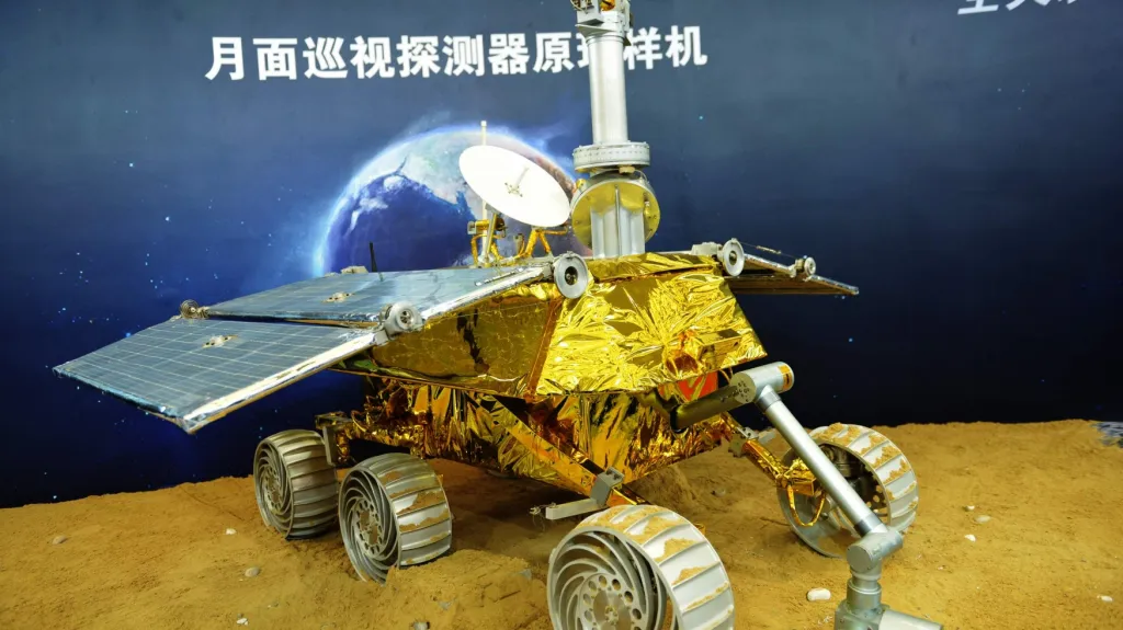 Model měsíčního modulu, který Čína posílá na Měsíc