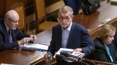 Předseda hnutí ANO Andrej Babiš (uprostřed)