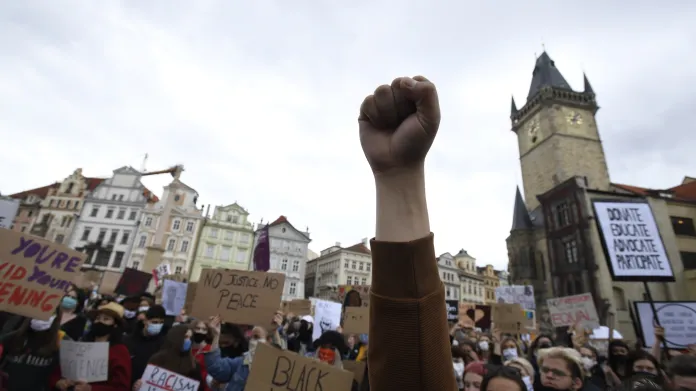 Demonstrace kvůli smrti George Floyda v Praze