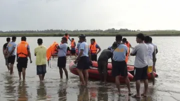 Záchranáři na Filipínách se připravují na tajfun Megi