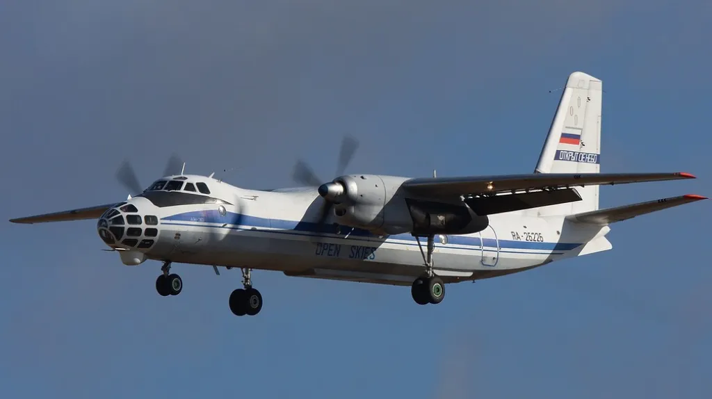 Antonov An-30