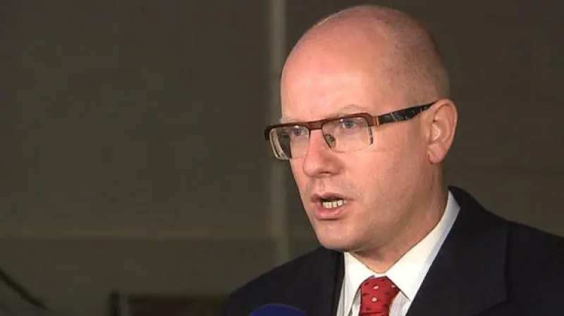 Sobotka a Zeman zavedou užší spolupráci v zahraniční politice