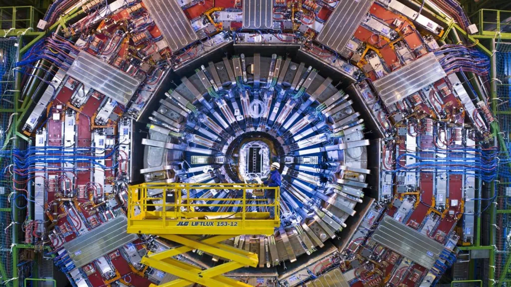 Detektor CMS v CERNu