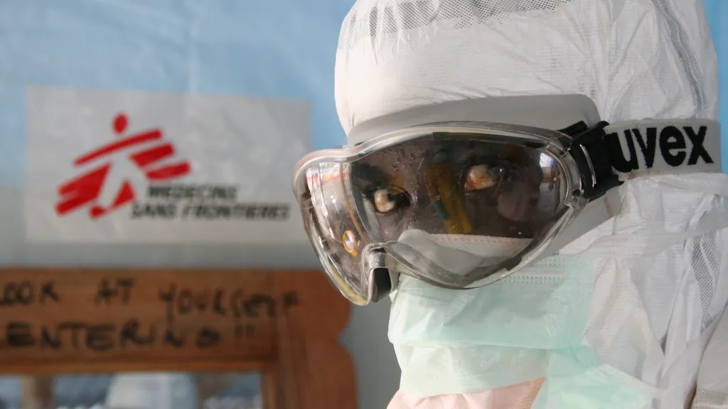 Mise Lékařů bez hranic v Guinei zasažené ebolou