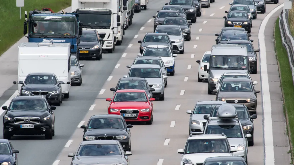 Zácpa na německé dálnici A8