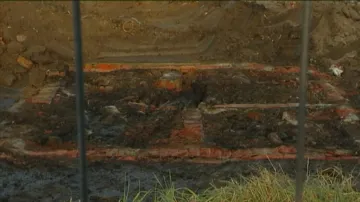 Archeologové se přou