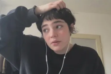 Písničkářka Amelie Siba zaujala „pokusným králíkem“. Čerpat texty sama ze sebe je těžší, připouští