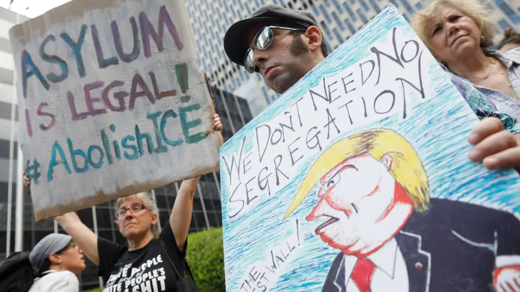 Protest proti imigrační politice USA