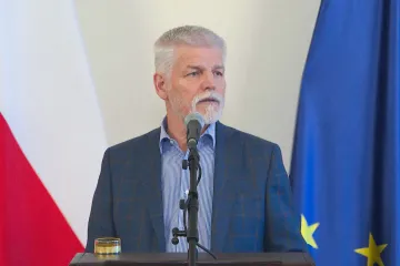 Prezident Pavel prohlásil, že se ho ministr Macinka pokouší vydírat