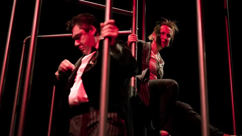 Izolovat, ale zachovat / Alexander Minajev, Milena Steinmasslová