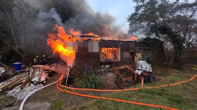 Na Štědrý den řešili hasiči nejvíce požárů za pět let