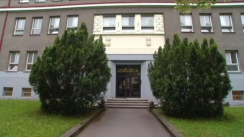 Gymnázium v Hlučíně