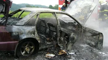 Auto po požáru