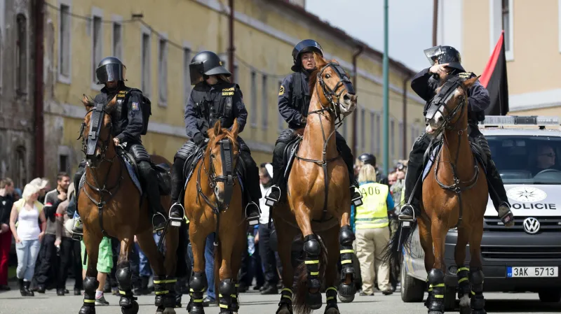 Policejní cvičení v Josefově