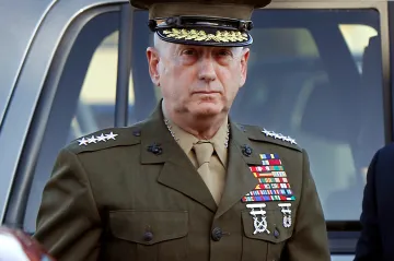 Americký ministr obrany Mattis skončí, oznámil Trump. Neshodovali se na odchodu ze Sýrie