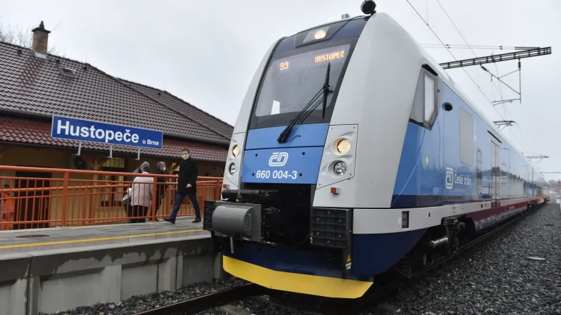 Elektrický vlak v Hustopečích