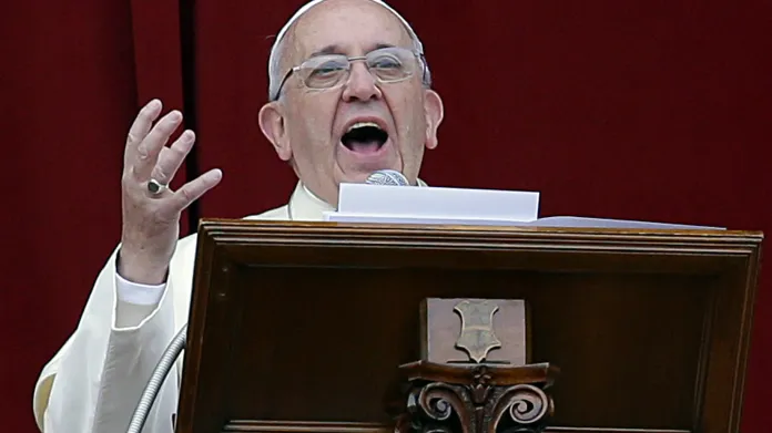 Papež František během Urbi et Orbi