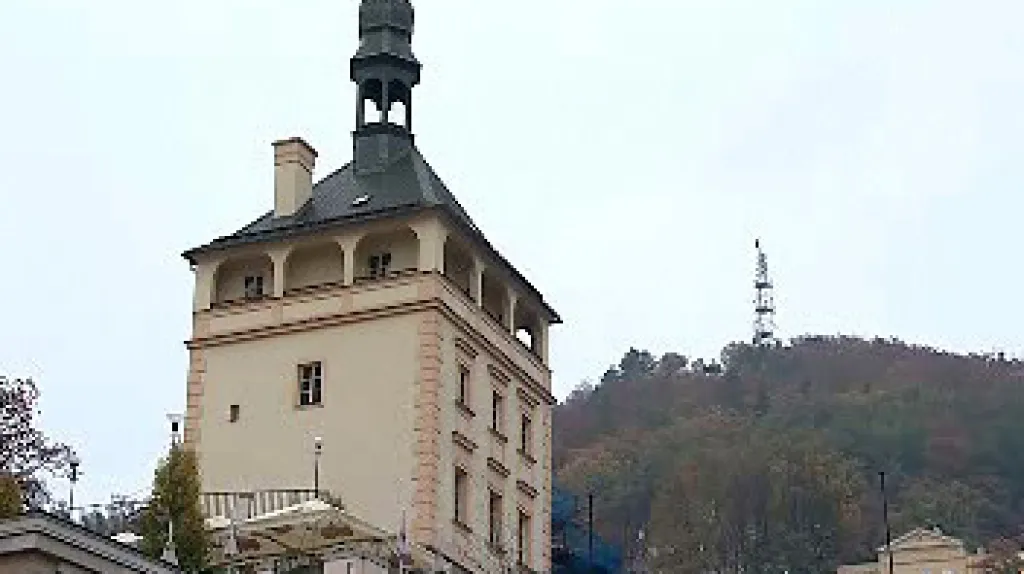 Zámecká věž Karla IV.