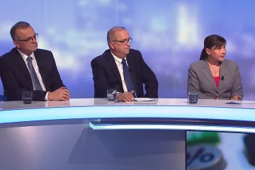 Nepřijatelné a nebezpečné, kritizují návrh daňových změn Kalousek i Vostrá. Je to polotovar, hájí ho Volný z ANO