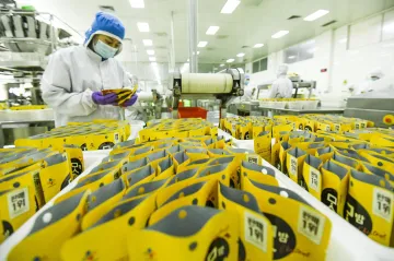 Čínský export v dubnu překvapivě vzrostl, vyhlídky však zůstávají podle analytiků nepříznivé
