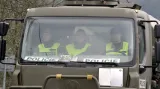 Do Vrbětic se vrátily desítky policistů