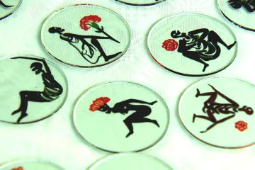 Klatovské mumie rozveselilo malování na sklo